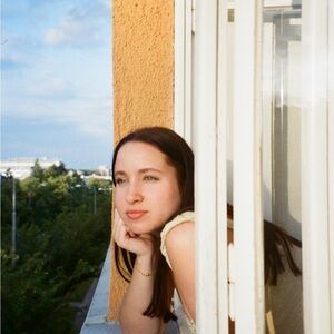 Meet your Posher, Mélodie